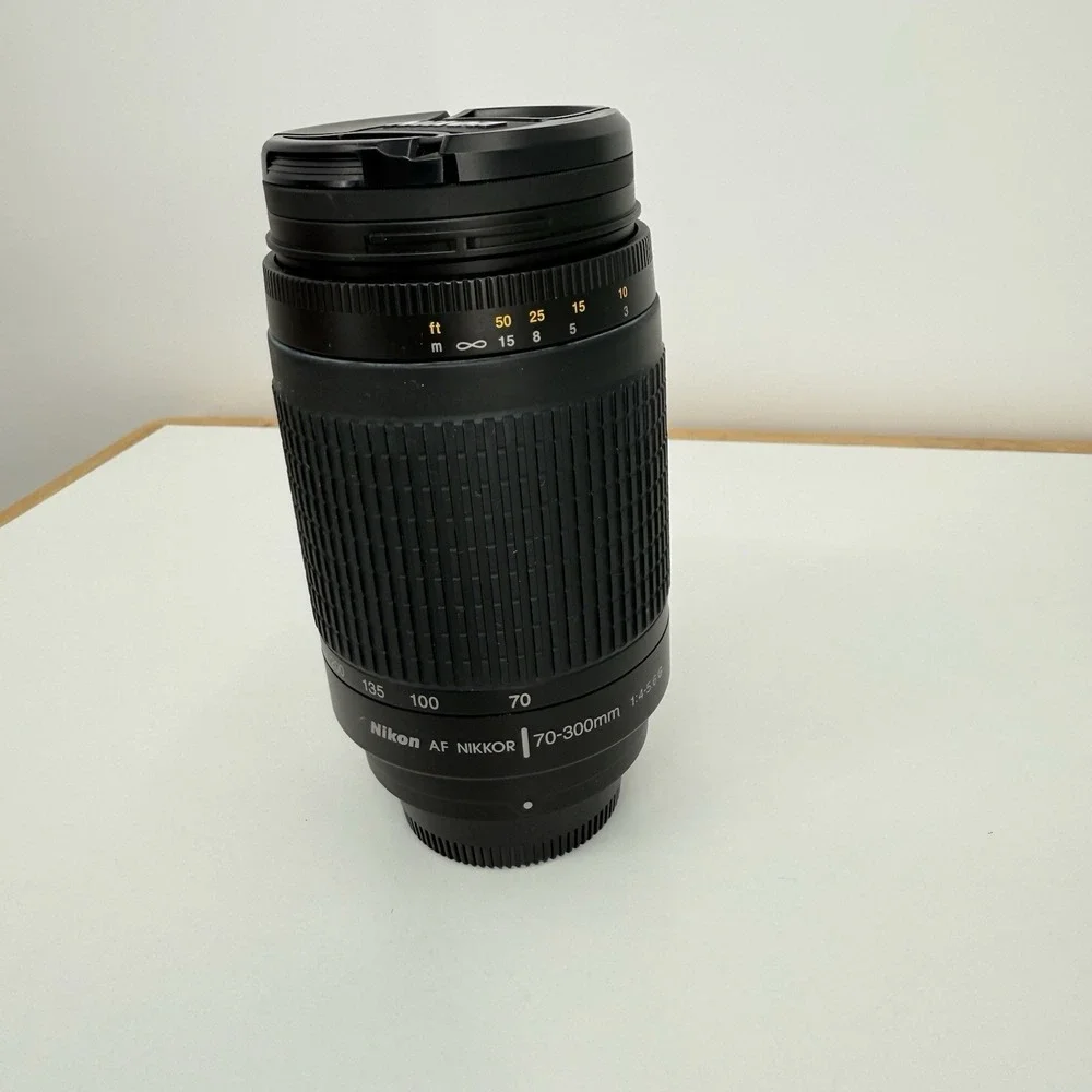 70-300mm AF Nikon Black Telephoto Zoom Lens with Caps & Hood